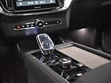 Volvo XC90 (2026) 2,0 B5  Ultra Bright - náhled 32