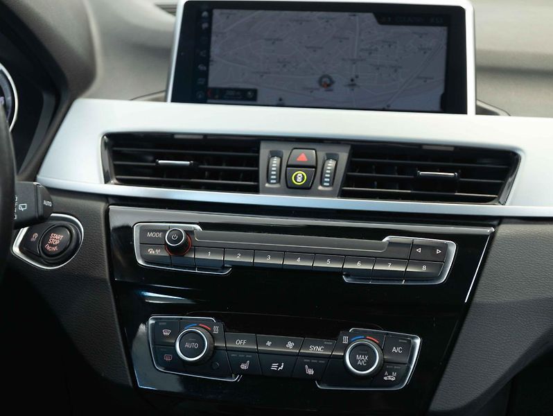 BMW X1 xDrive20i - fotka 14 z 22