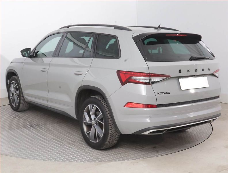 Škoda Kodiaq (2022) Sportline 1.5 TSI - fotka 4 z 18