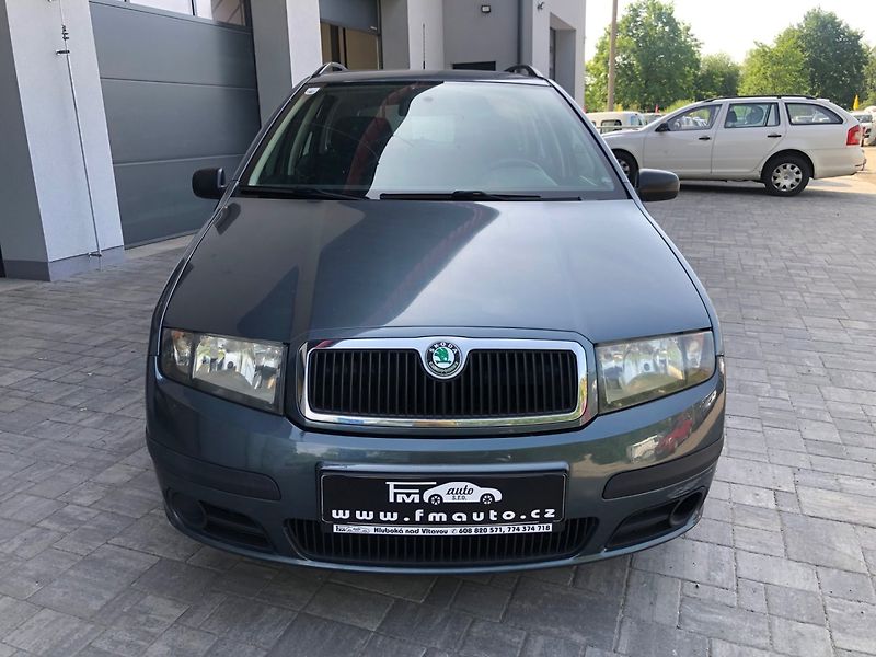 Škoda Fabia (2005) 1.4 16V - fotka 3 z 31