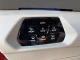 Volkswagen Multivan (2023) T7 LONG*MATRIX*PANORMA*TAŽNÉ*Z - náhled 35