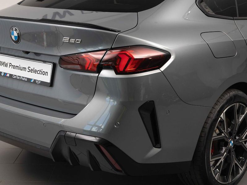 BMW Řada 2 220 Gran Coupé - fotka 9 z 22