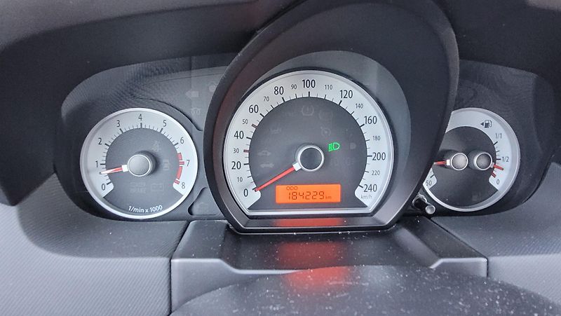 Kia Ceed 1,6i 93KW KOUPENO V ČR - fotka 20 z 21