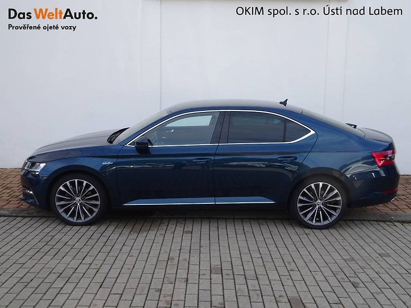 Škoda Superb (2022) 2,0 TDi/ 147kW DSG 4x4 L&K - fotka 3 z 29