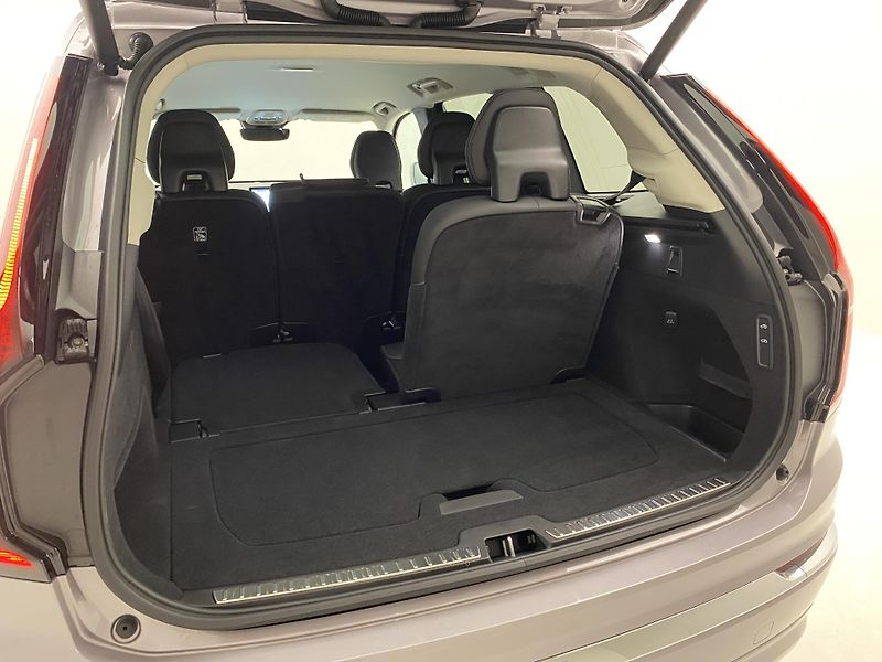 Volvo XC90 (2026) B5 AWD AUT BRIGHT PLUS 7míst - fotka 22 z 73