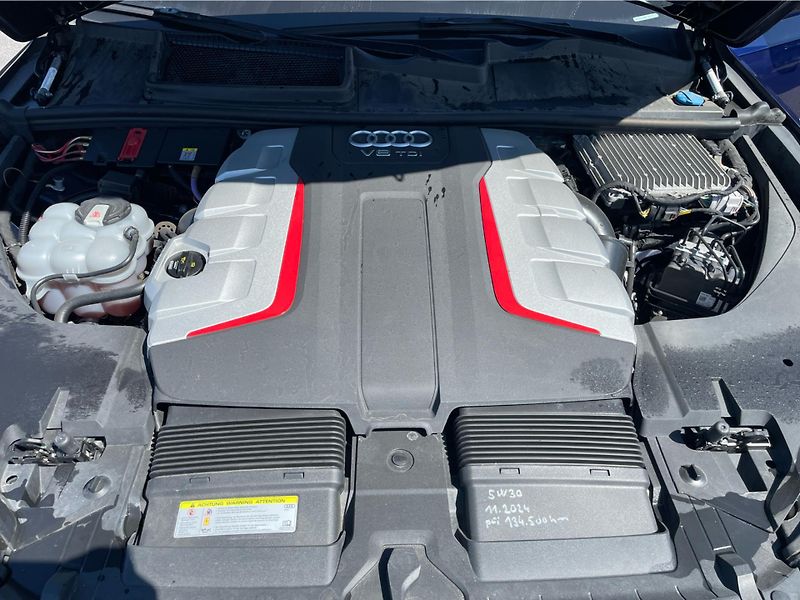 Audi SQ7 4,0 TDI - fotka 25 z 27