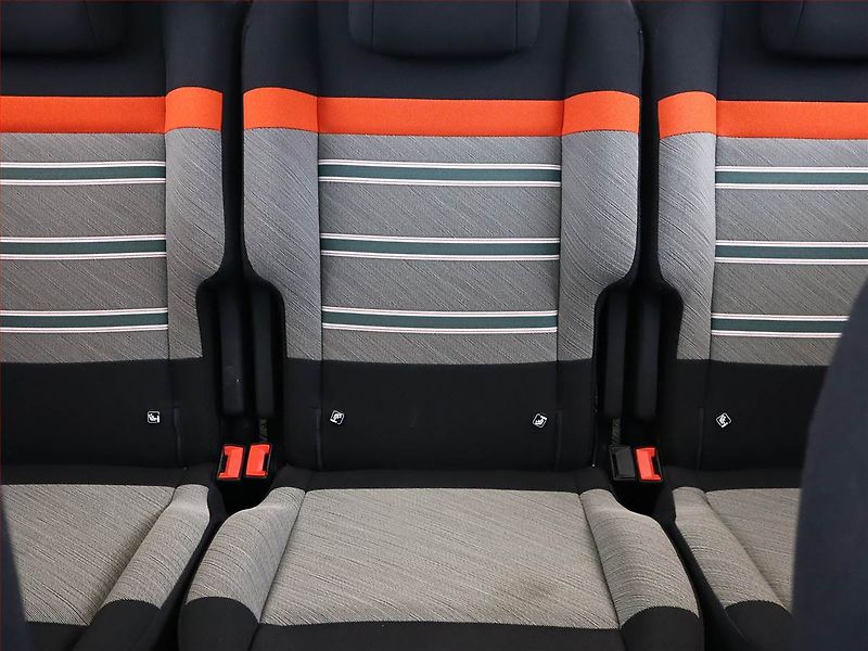Citroën Berlingo (2018) Shine 1.5 BlueHDi, 5Míst, ČR - fotka 8 z 20