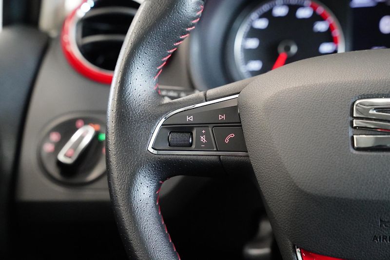 Seat Ibiza - fotka 15 z 28