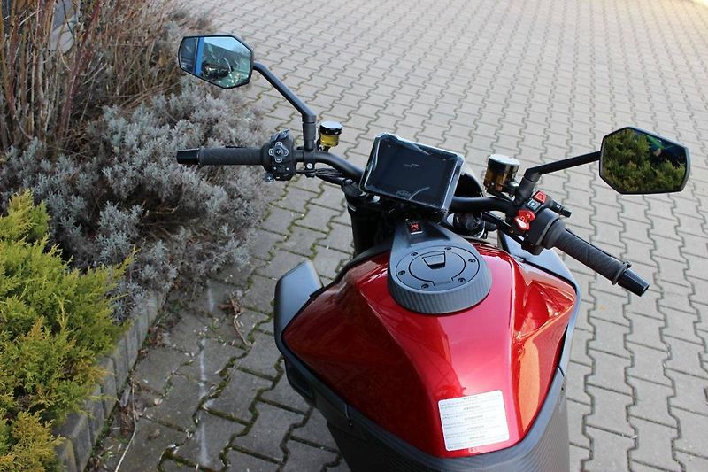 KTM 1290 Super Duke R (2022) BRABUS 2022 TOP - fotka 9 z 14
