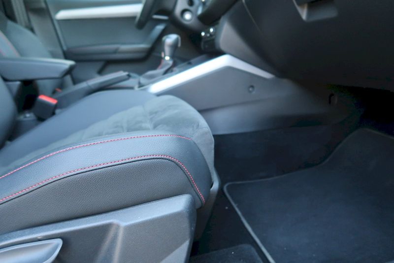 Seat Arona (2019) FR 1.0 TSI 85 kW DSG - fotka 24 z 32