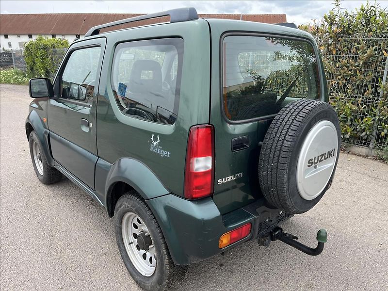 Suzuki Jimny 1,3 i RANGER 4x4 SERVIS TAŽNÉ - fotka 8 z 32