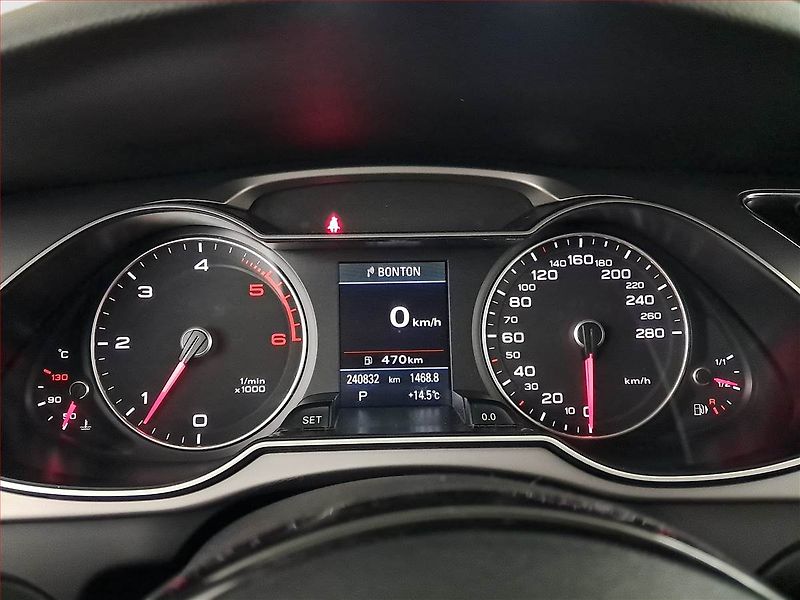 Audi A4 (2014) S-Line 3.0 TDI, 4X4, Automat - fotka 11 z 23