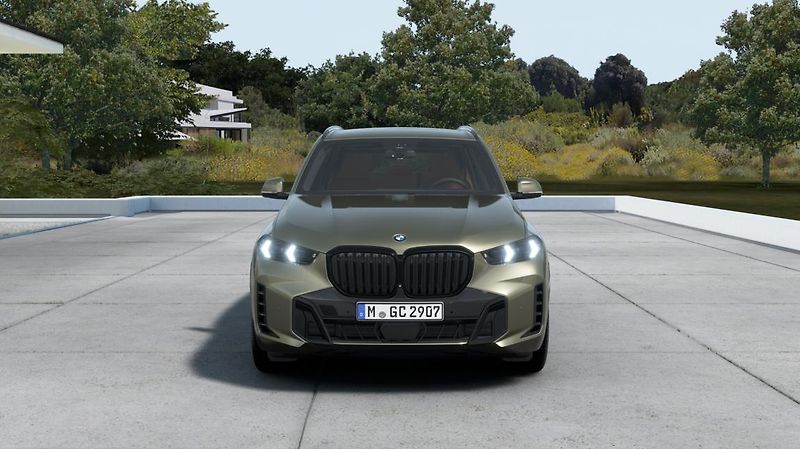 BMW X5 xDrive40i - fotka 4 z 14
