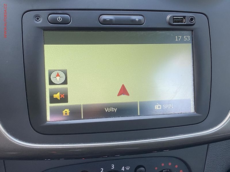 Dacia Sandero (2014) 0.9 TCe, Stepway, AC, park - fotka 16 z 18