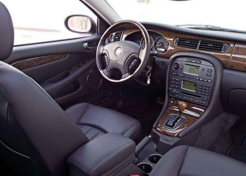 Jaguar X-Type prošel celou řadou změn, dieselové motory ale byly shodné s Fordem.