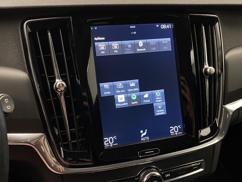 Volvo V90 D3 KINETIC REZERVACE - fotka 35 z 38