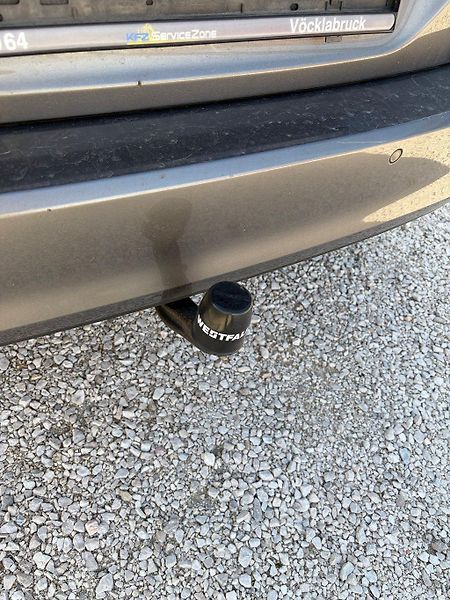 Volkswagen Golf (2015) 1,6 TDi - Rabbit - fotka 8 z 11