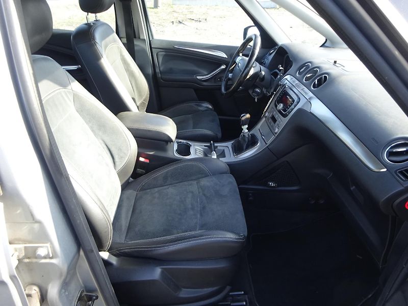 Ford S-MAX 2.0TDCi 103 kW ČR BEZ KOROZE - fotka 7 z 22