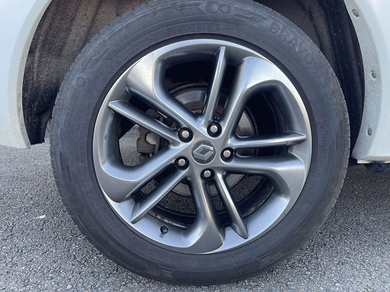 Renault Koleos (2011) BOSE 2,0dCi 175k 4x4 - fotka 27 z 27