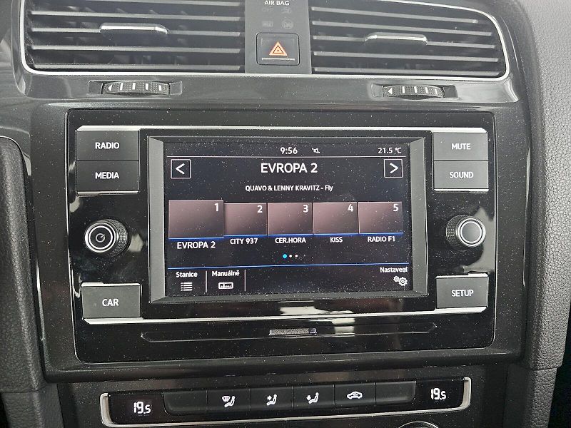 Volkswagen Golf (2018) 1.0TSI 81kW 6MT - fotka 12 z 28