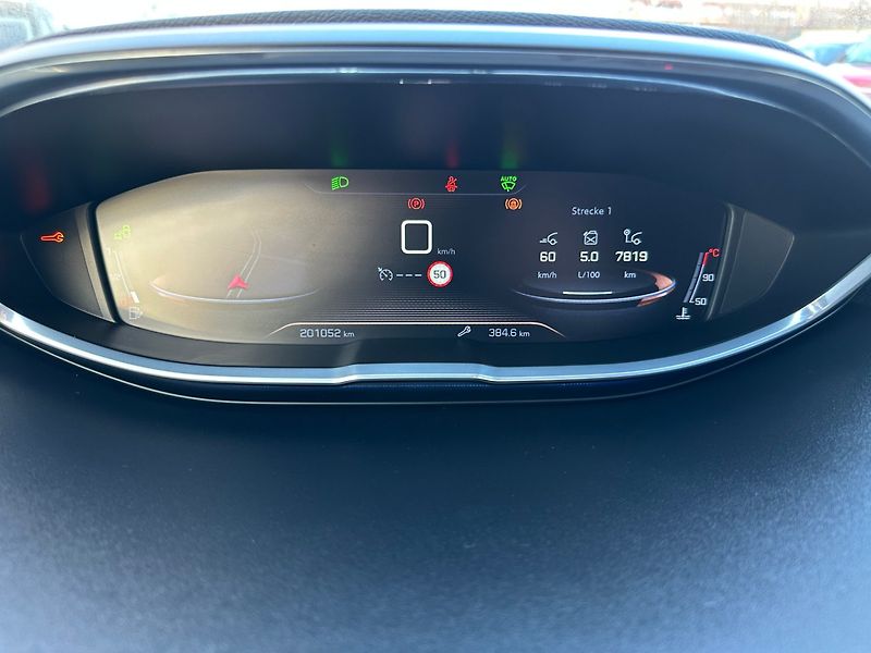 Peugeot 3008 (2018) 2.0Hdi 110kw GT-Line - fotka 24 z 33