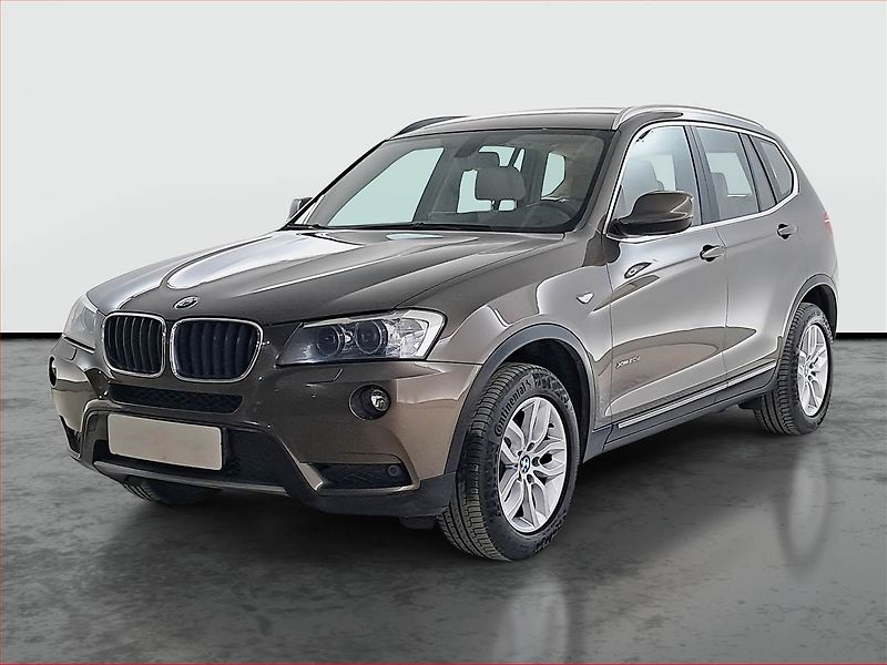 BMW X3 (2014) xDrive20d, 4X4, Automat, Kůže - fotka 2 z 21