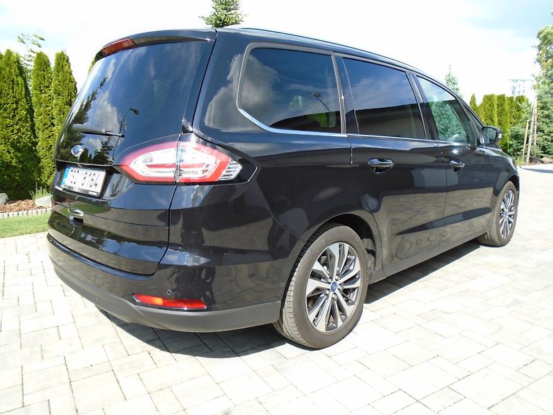 Ford Galaxy 2.0EcoBlue 140kW 8AT Titanium  - fotka 4 z 43