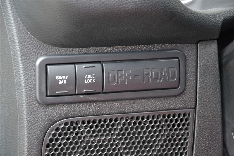 Jeep Wrangler 2.8 CRD/10th-Anniversary/CZ - fotka 22 z 49