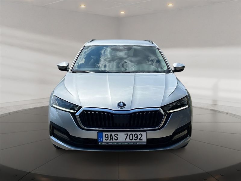 Škoda Octavia 2,0 TDI 110 4x4 Ambition DSG - fotka 2 z 11