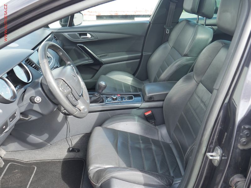 Peugeot 508 (2011) 2.0 HDi, AC, panor - fotka 9 z 18