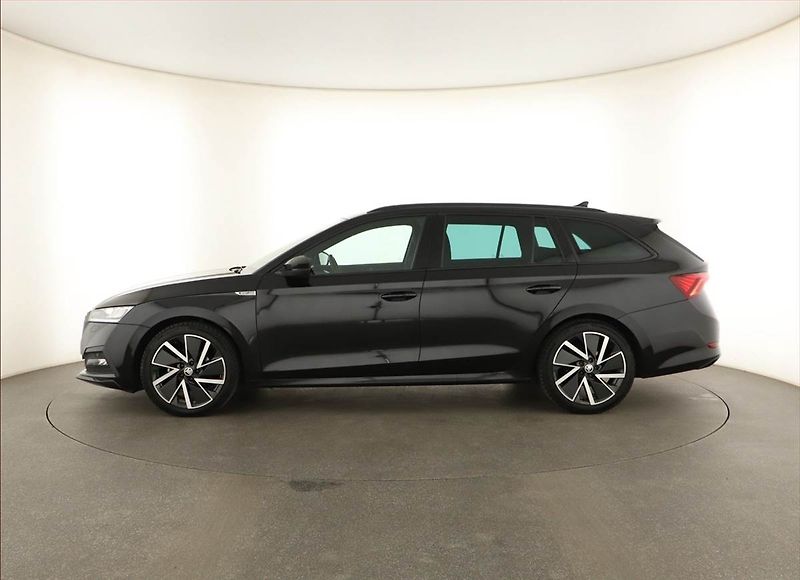 Škoda Octavia (2022) Sportline 2.0 TDI, Automat - fotka 3 z 17