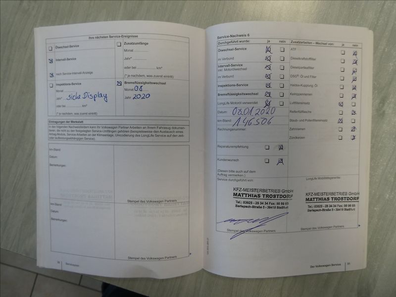 Volkswagen Golf 1,2 TSi 77kW serviska, klima - fotka 40 z 42