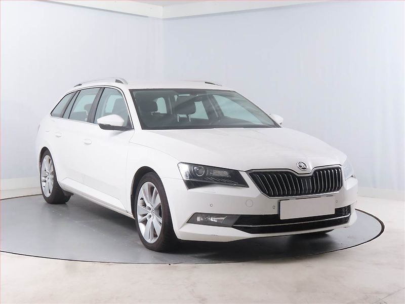 Škoda Superb (2016) Style 2.0 TDI, Navi, Xenony - fotografie inzerátu