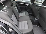 Škoda Octavia 1,6 FSi,85kW,NovéČR,klima - náhled 16