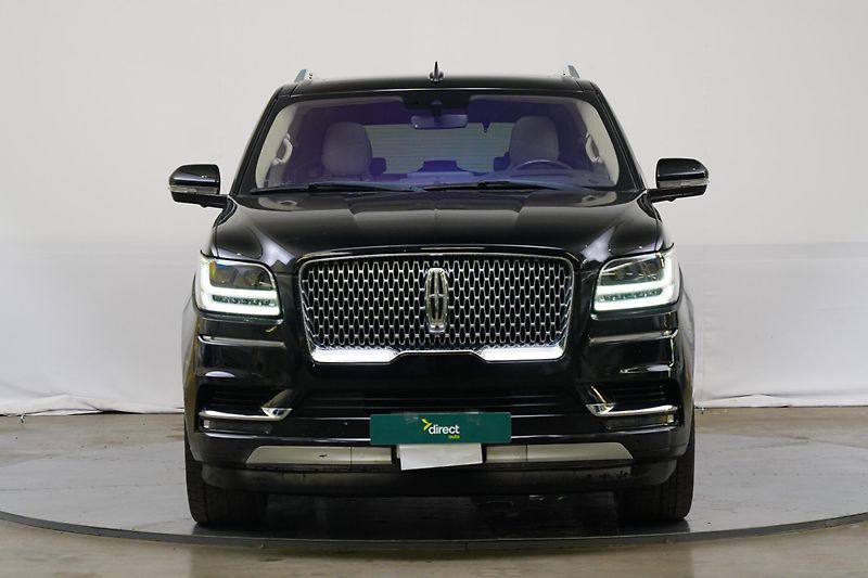 Lincoln Navigator - fotka 4 z 27