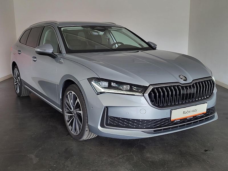 Škoda Superb - fotka 8 z 30