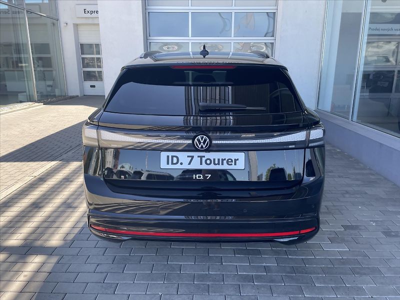 Volkswagen ID.7 Tourer (2025) 86kW, 210kW  Pro S People - fotka 6 z 14