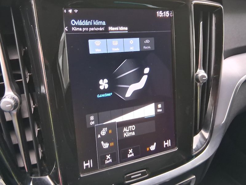 Volvo V60 MOMENTUM 2.0 D3 110 kW - fotka 19 z 27