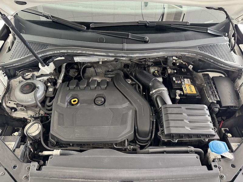 Volkswagen Tiguan 1,5TSI DSG*R-LINE*REZERVACE! - fotka 32 z 32
