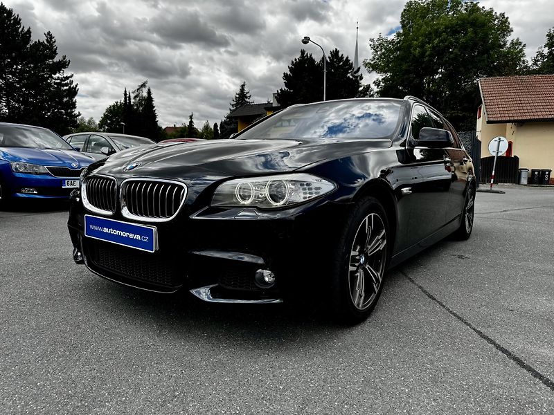 BMW Řada 5 (2012) 530XD M-paket - fotka 1 z 29