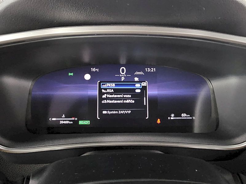 Toyota Corolla (2025) TS 1.8HEV 140k STYLE - fotka 12 z 31
