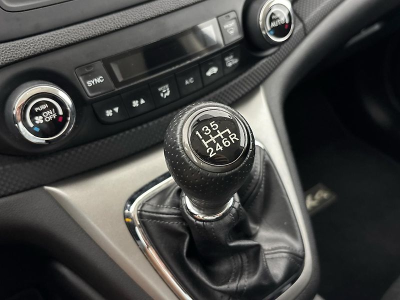 Honda CR-V Comfort 4x4 - fotka 20 z 29