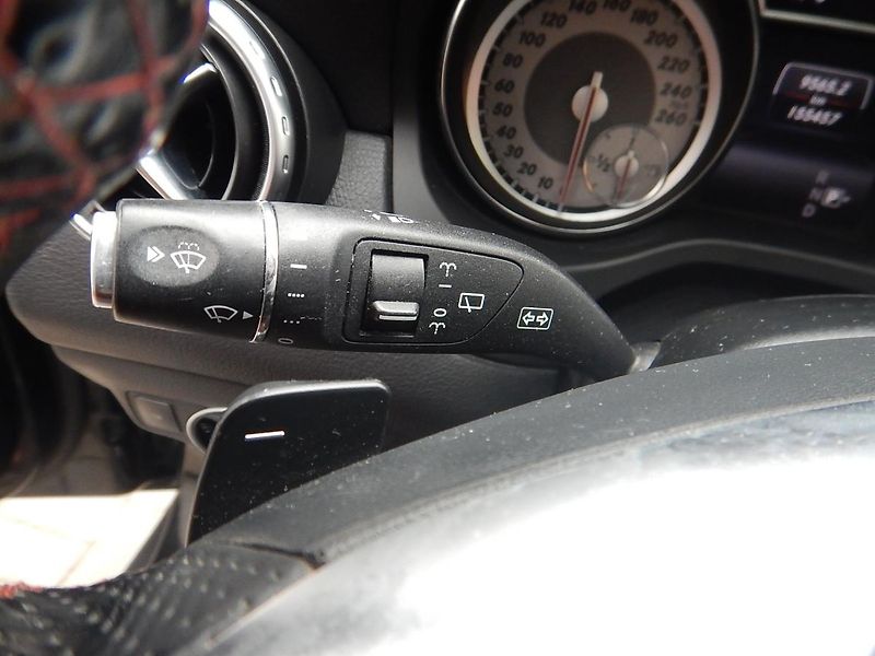 Mercedes-Benz GLA 220 CDI 4MATIC AMG AUTOMAT - fotka 21 z 33
