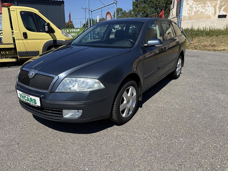 Škoda Octavia 1,6i 75kW ELEGANCE - fotka 1 z 20