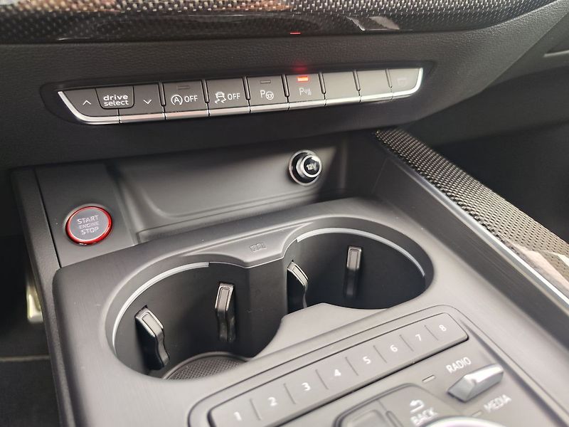 Audi S5 3.0 TFSI/260kW ČR 1.Majitel - fotka 25 z 37
