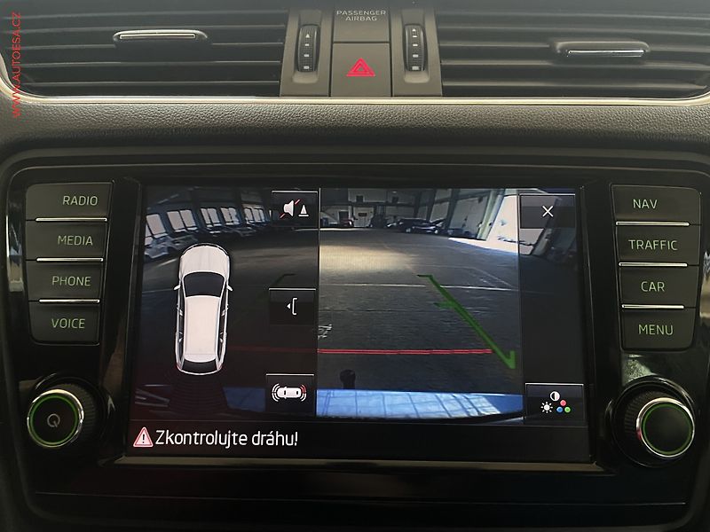 Škoda Octavia (2015) 2.0TDi, AC, tempo - fotka 16 z 17