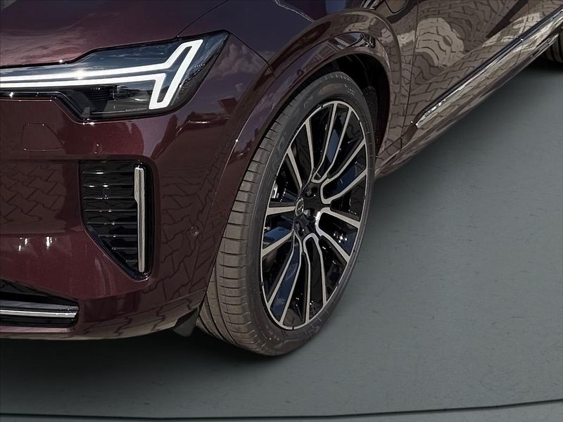 Volvo XC90 (2026) 2,0 XC90T8 Ultra Bright 7070 - fotka 6 z 13