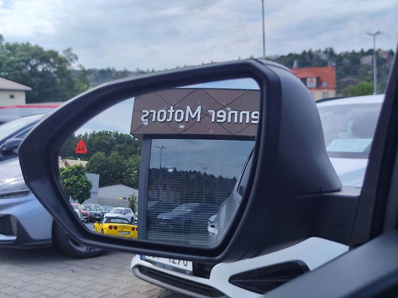 Hyundai Tucson 1.6 T-GDI/118kW N-Line - fotka 16 z 35