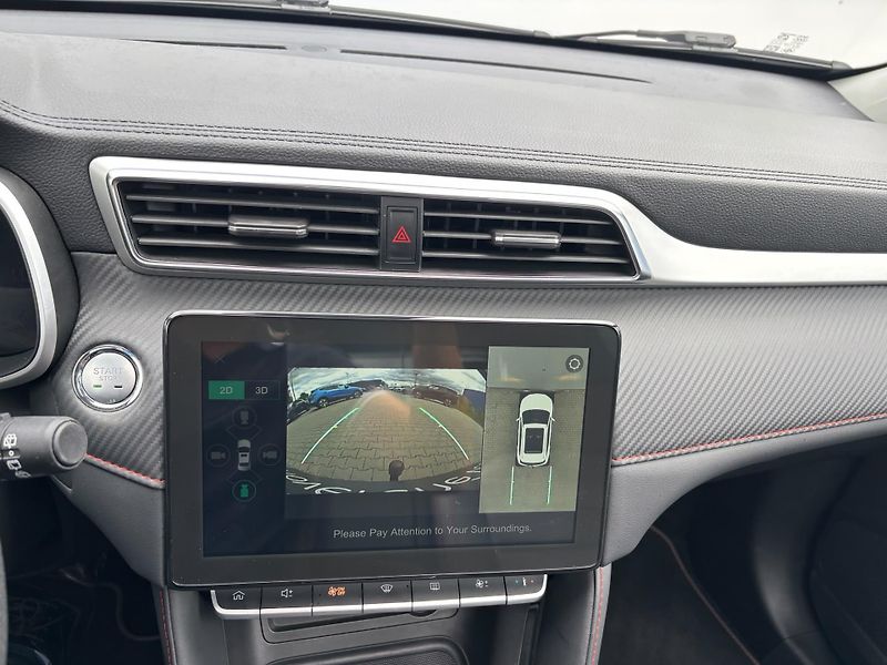 MG ZS 1.0 TGI 82 kW Elegance - fotka 20 z 29
