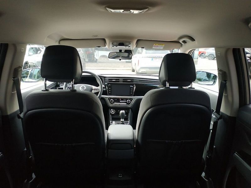 KGM Korando 1.5T, SMART,2WD, MT, SKLADEM - fotka 9 z 25